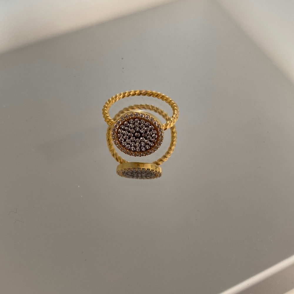 Crystal ring